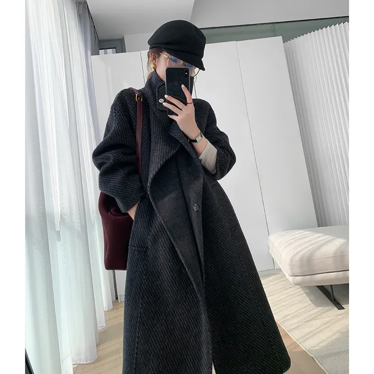 懂点双面羊毛大衣女2024冬季新款设计感气质高级感人字纹毛呢外套