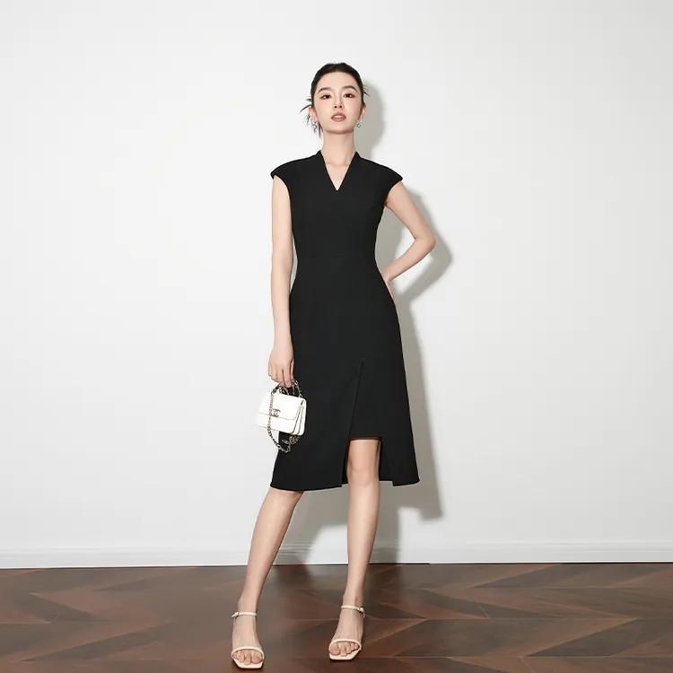 夏季新款黑色醋酸连袖V领法式黑裙修身收腰职业气质中长连衣裙女