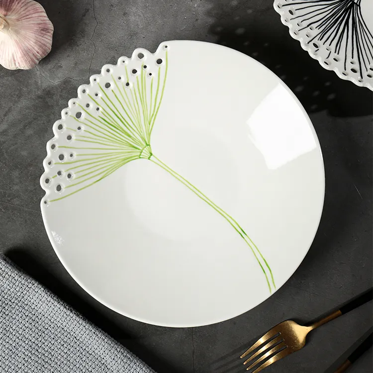 好物分享 爆款炒菜盘子网红高颜值餐具陶瓷釉下彩餐盘圆盘菜盘子