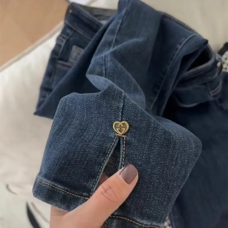 秋季新款大码女装高腰弹力梨型身材牛仔裤胖mm韩版显瘦直筒烟管裤