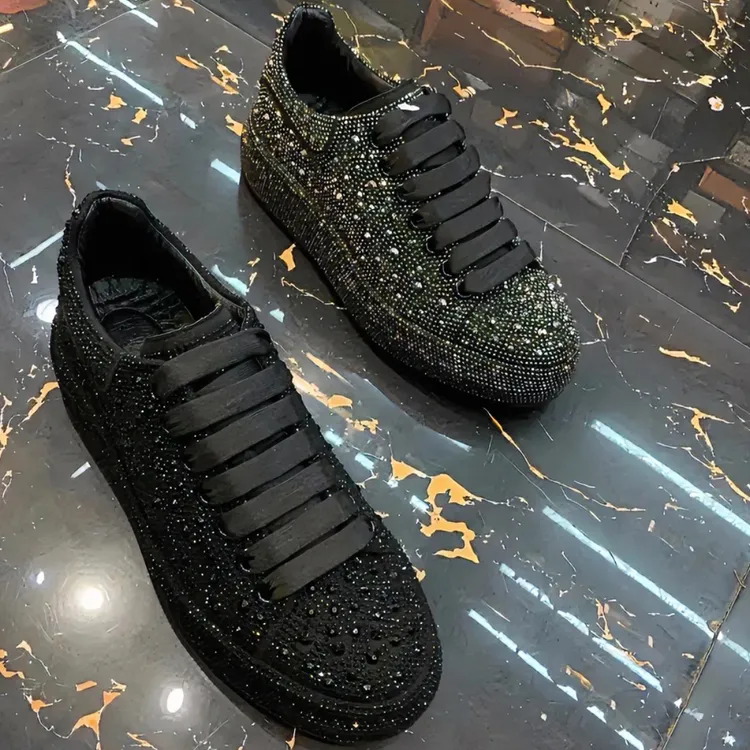 潮流男士低帮韩版厚底增高烫钻潮流男鞋热门同款小麦坤休闲老爹鞋