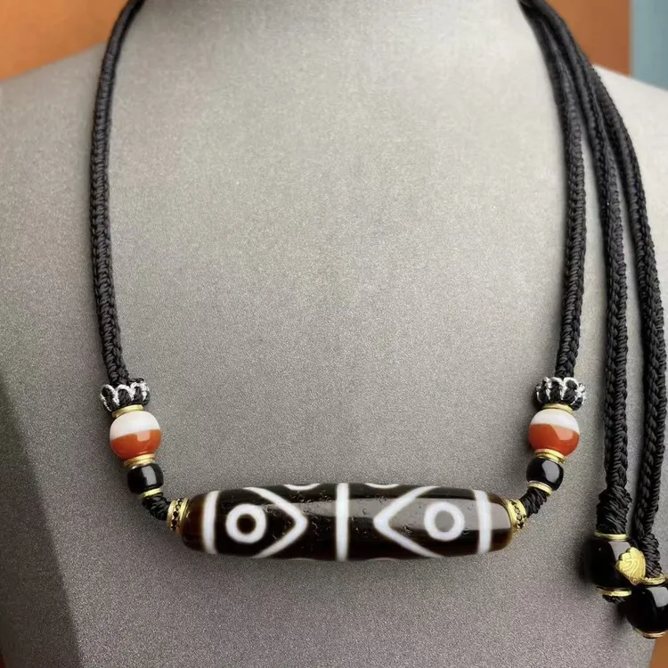 壹加师姐｜手工设计黑白横版折线八玛瑙项链