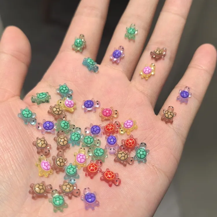 迷你卡通夜光乌龟玩具摆件配件景观美甲海龟树脂diy可爱奶油