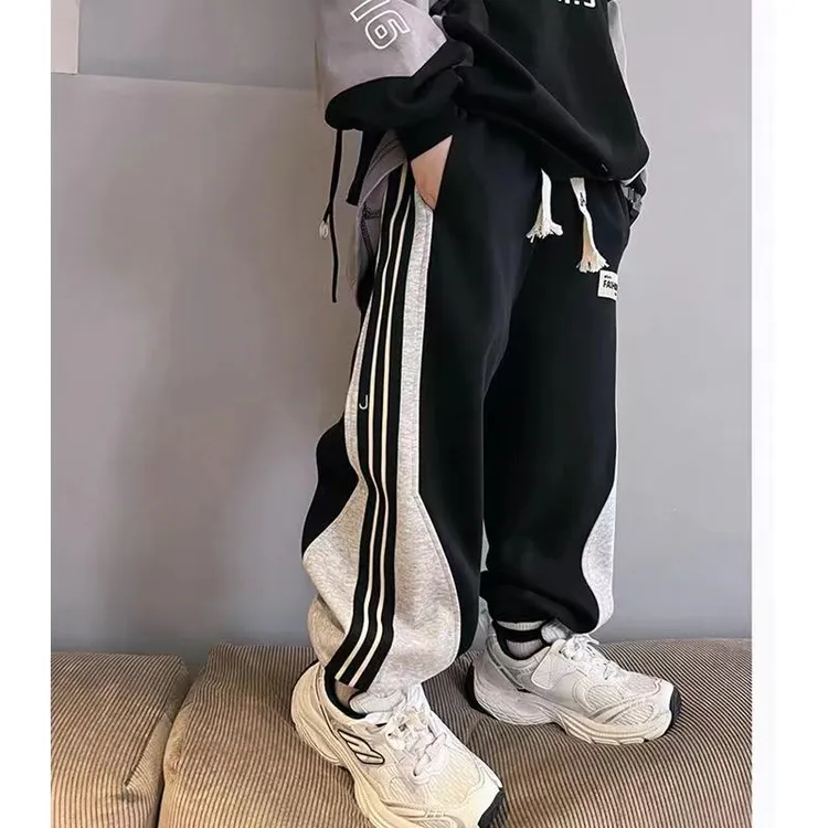 男童裤子春秋新款儿童拼接运动长裤中大童春装休闲宽松帅气束脚裤