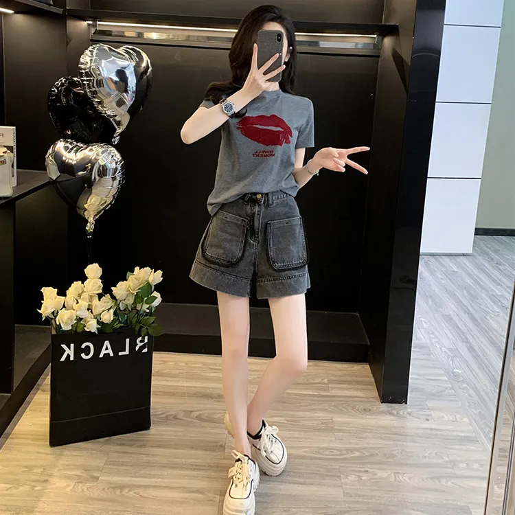 夏季新款女装时尚韩版休闲灰色减龄短裤短袖显瘦洋气多巴胺套装