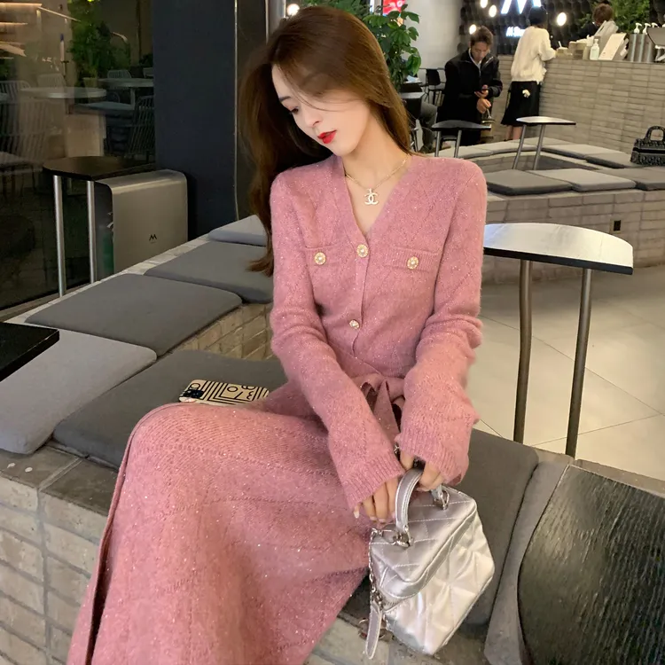 法式名媛气质高级感连衣裙秋季新款小香风提花淑女系带收腰针织裙