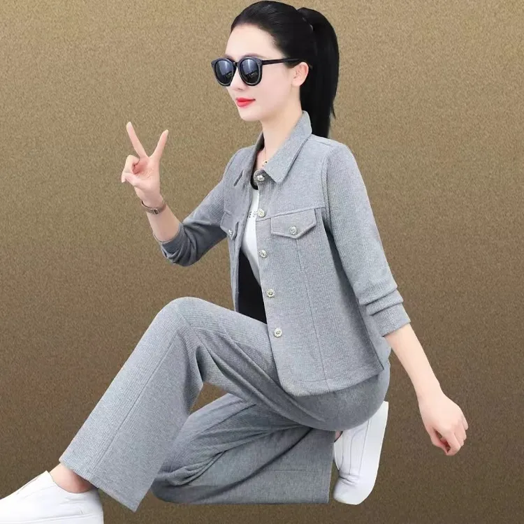 高端洋气遮肉翻领运动服休闲套装女春秋2025新款高档阔腿裤两件套