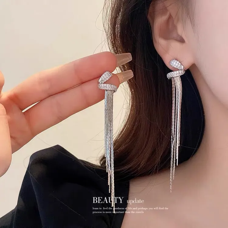 铜合金合成锆石耳饰铜合金耳饰新款夸张长款流苏耳环小众耳饰