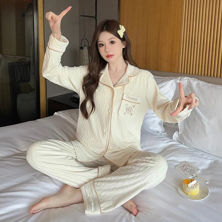 海岛绒睡衣女春秋冬款加绒加厚2024新款山茶花高级感珊瑚绒家居服