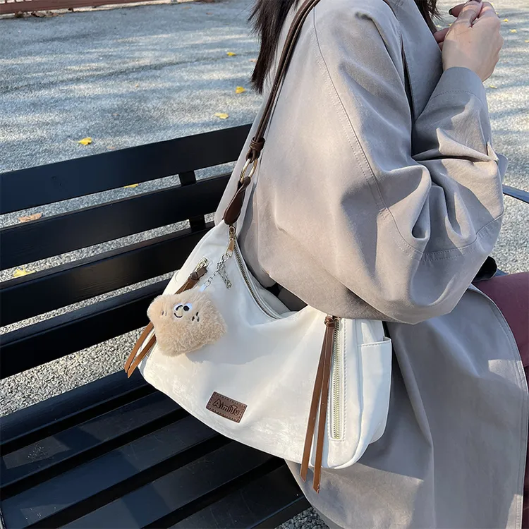 艾米兔 X COOLE女包通勤大容量包包女今年新款时尚单肩斜挎托特包