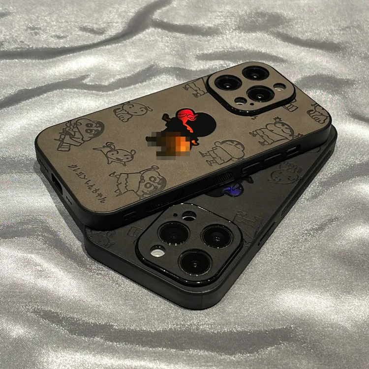 创意卡通镭射小新iPhone15Promax苹果15手机壳防指纹14耐脏13硅胶