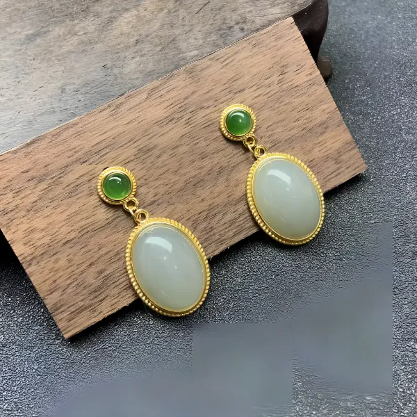 和田玉烟紫蛋面耳坠S925银洋气时尚耳环