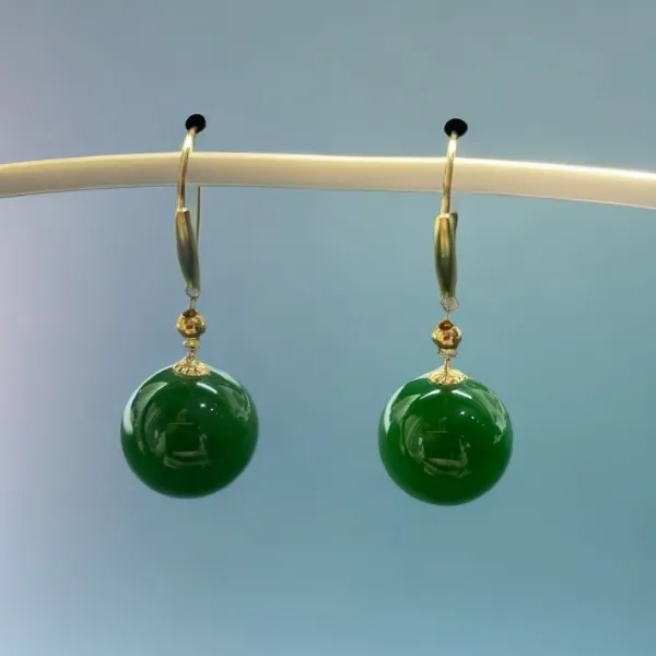 和田玉碧玉大圆珠耳环18K金大气优雅气质款玉耳饰