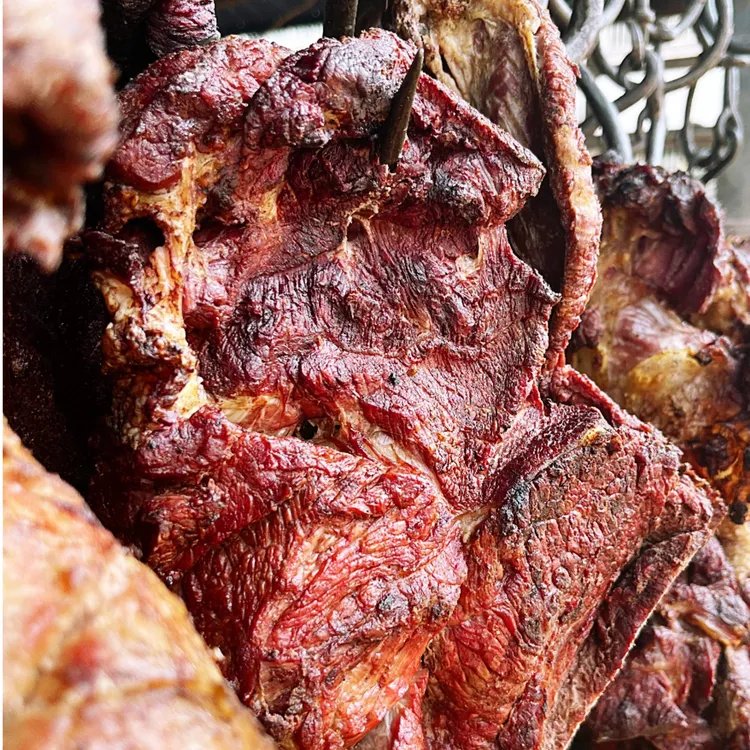 丰阳牛肉干山区新鲜黄牛肉当天柴火烤制7成干顺丰冷链发货（需蒸煮