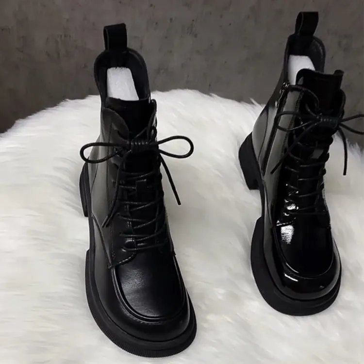 马丁靴女秋冬2025新款系带芒果头短靴粗跟厚底百搭春单靴加绒棉靴