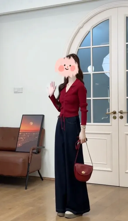 2025早春新款休闲时尚气质V领修身显瘦短款针织衫小个子打底上衣
