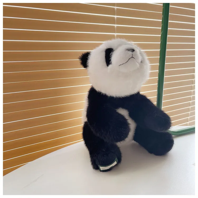 2024新 仿真小熊猫玩偶可爱儿童毛绒玩具 EZD2411