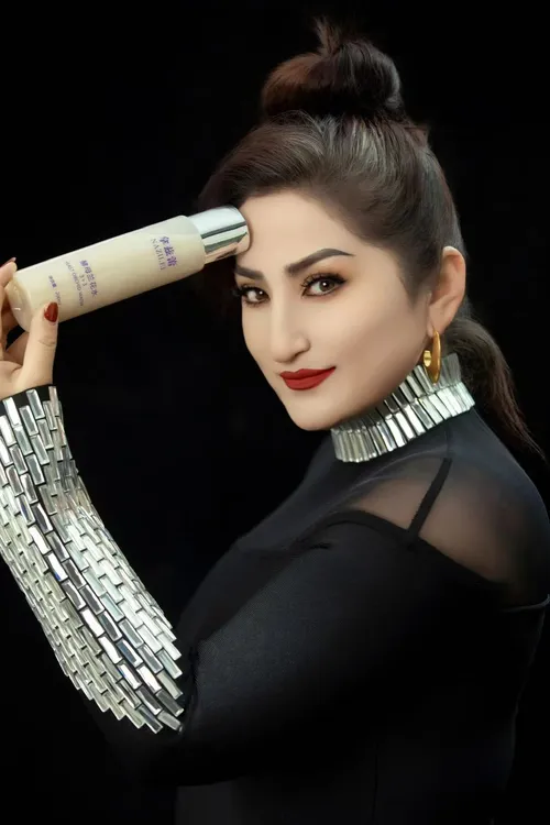 拿兹蕾酵母兰花水3+3,均衡肌肤水油，质地轻薄，唤醒肌肤水润活力