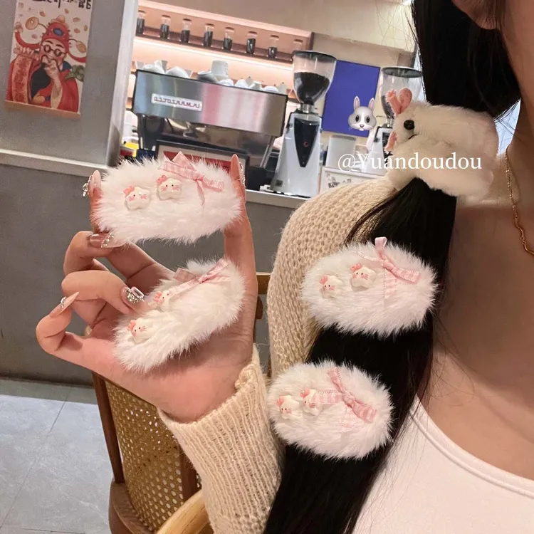 秋冬ins毛绒KT猫发夹毛茸茸星星卡通BB可爱发卡少女甜美发饰刘海