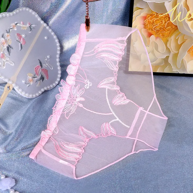 中国风薄款大码低腰蕾丝内裤高颜值刺绣性感内裤透气女士内裤女款