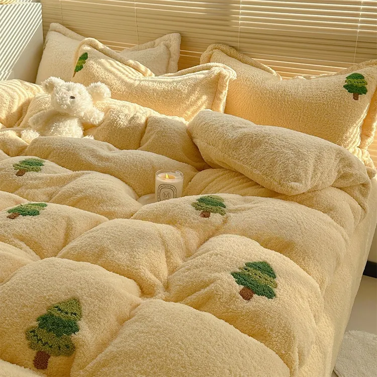 ins圣诞树加厚泰迪绒四件套冬季温暖米黄牛奶绒法莱绒1.8笠三件套