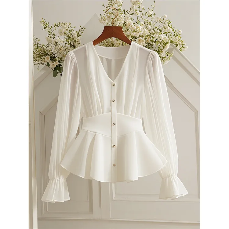法式轻奢高级感绝美上衣女秋季新款别致漂亮设计白色衬衫长袖衫潮