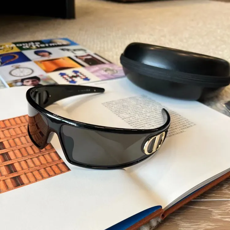 2025年秋冬新款d家发箍式墨镜女护目镜Y2K连体高级感CD百搭太阳镜