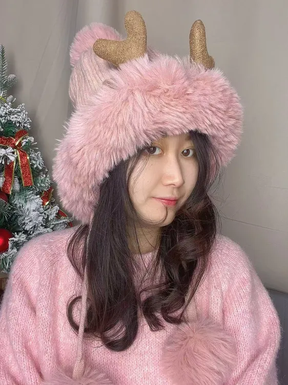 毛绒雷锋帽女冬季保暖护耳针织帽子韩版百搭可爱加厚防寒东北棉帽