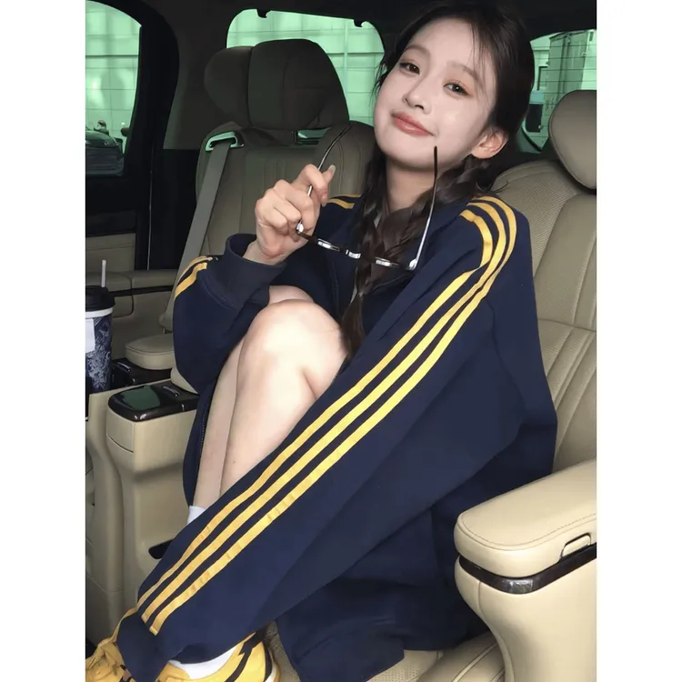 秋冬新款美式三条杠开衫卫衣女高能感穿搭潮牌ins风宽松外套