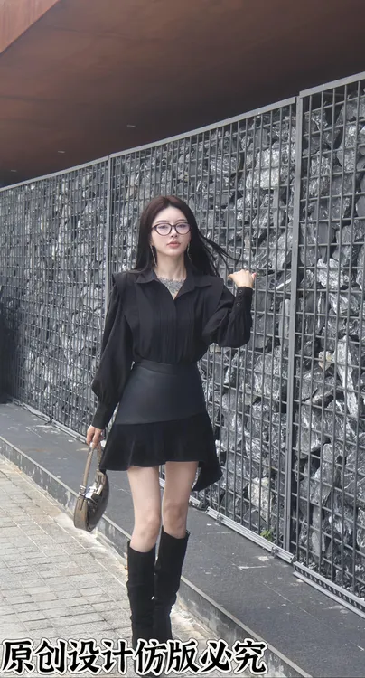 【磊磊】秋季上新高腰不规则显瘦皮裙短裙883