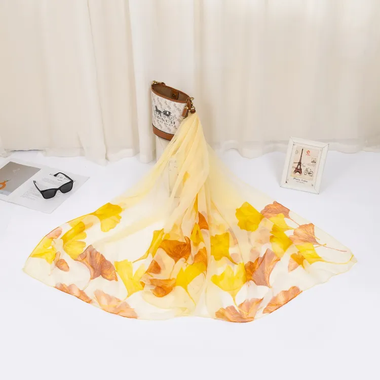 鳄鱼皱黄色银杏树叶丝巾高档围巾沙滩巾长巾长款百搭夏季时尚女款