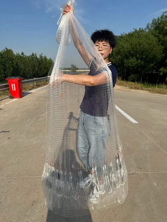 全单丝一指半的网眼吊完兜4米左右直径6米纯手工铅坠子全网7斤半