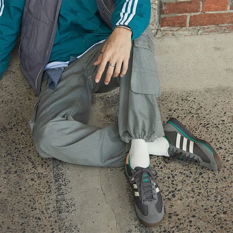 adidas/阿迪达斯男鞋 新款运动鞋时尚训练缓震跑步鞋休闲鞋板鞋