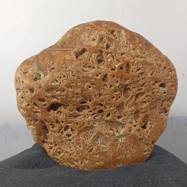 黄蜡石晶蜡观赏石摆件