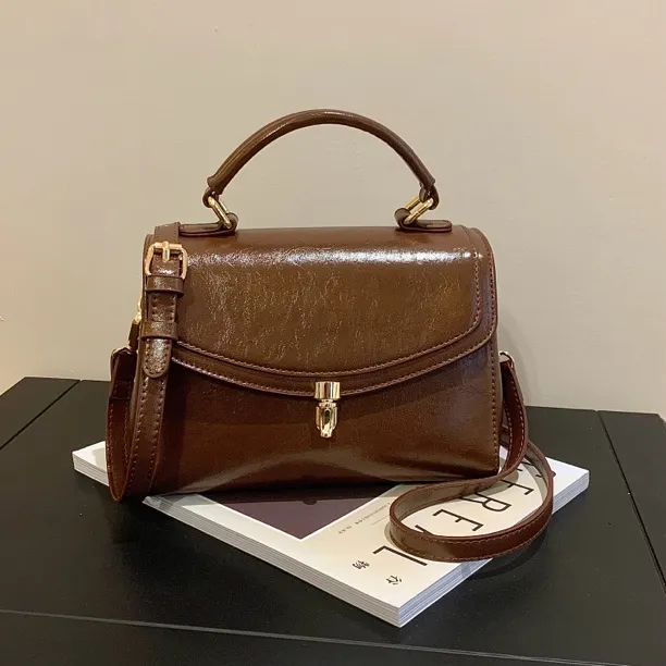 时尚洋气女式2025新款秋冬轻奢手提包女高级真皮斜挎包女包单肩包