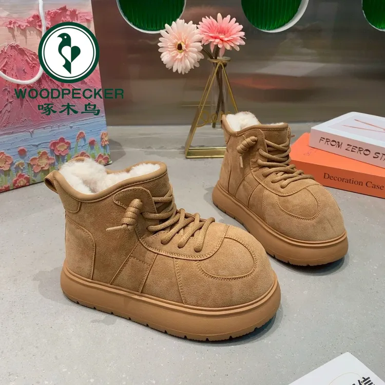 啄木鸟卡皮巴拉大头雪地靴女2025冬新款厚底加绒保暖轻便防滑棉鞋