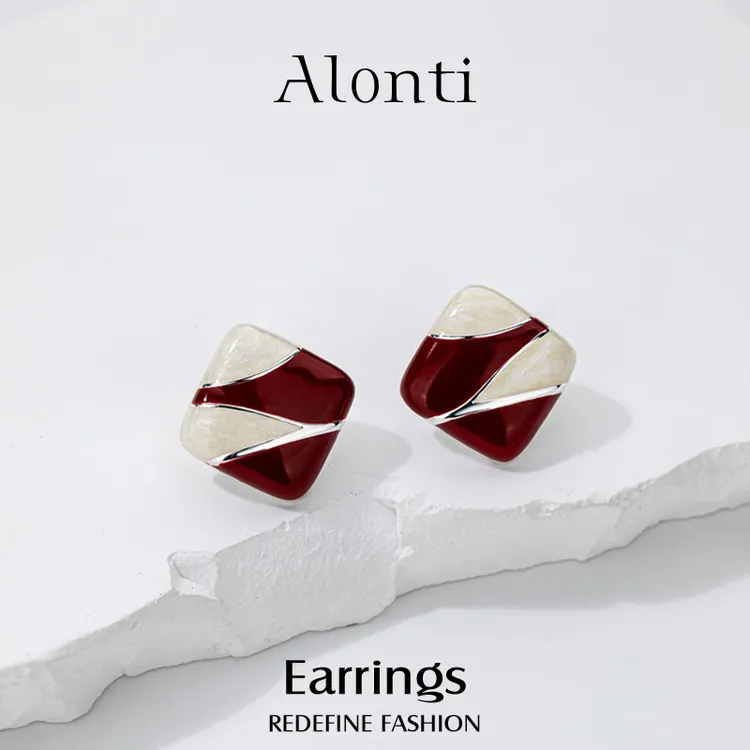 合金耳饰 气质红色耳环耳钉2024年火爆款大气上档次港风时尚耳饰