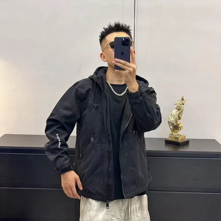 秋季男士拼接防晒装高级连帽轻薄透气户外港风潮流显瘦外套百搭