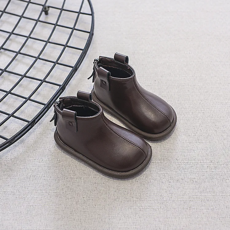 秋款纯色简约女童舒适软底短靴时尚潮流男童时装靴儿童百搭皮靴