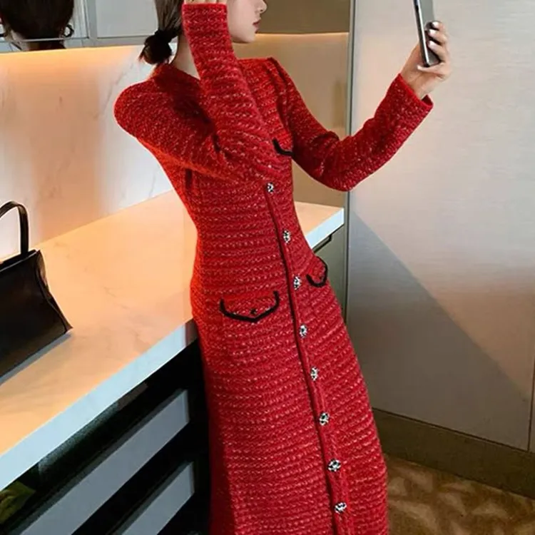 设计感复古针织连衣裙女小香风名媛气质毛衣包臀中长款裙高级秋冬