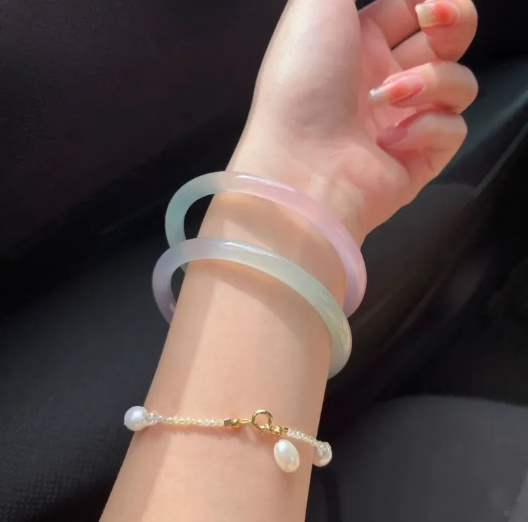 天然玉石细圆条双彩天然翡 翠色玉石紫罗兰双色手镯叮当镯圆手镯