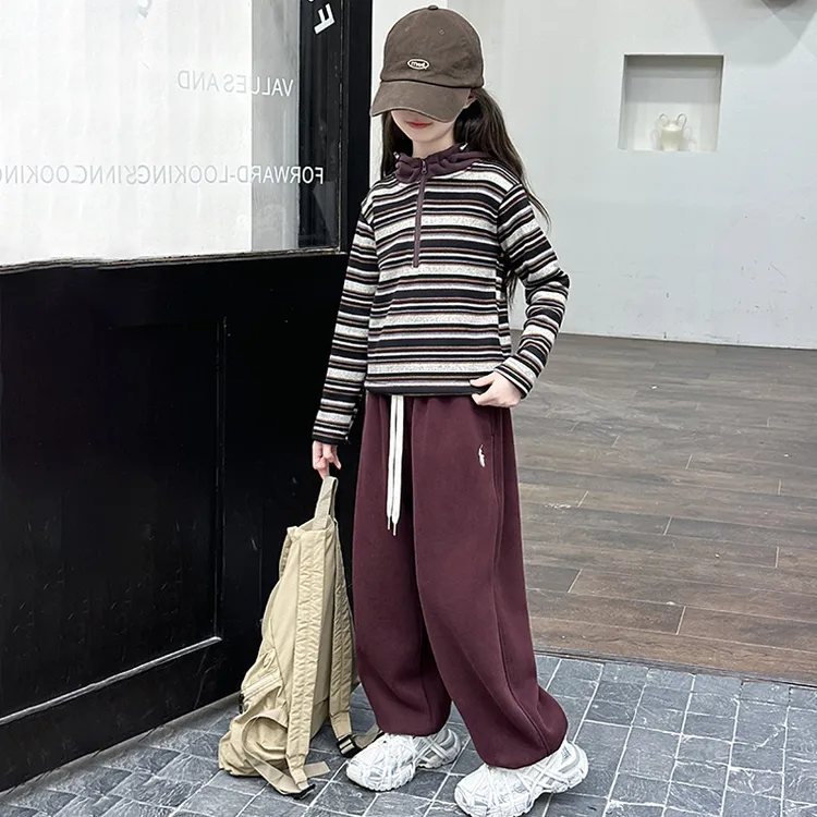 女大童加绒加厚套装秋冬装2024新款洋气时髦小女孩休闲卫裤两件套