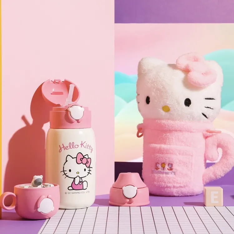 【新款kitty联名】杯具熊熊抱毛绒系儿童保温杯学生水杯办公杯子