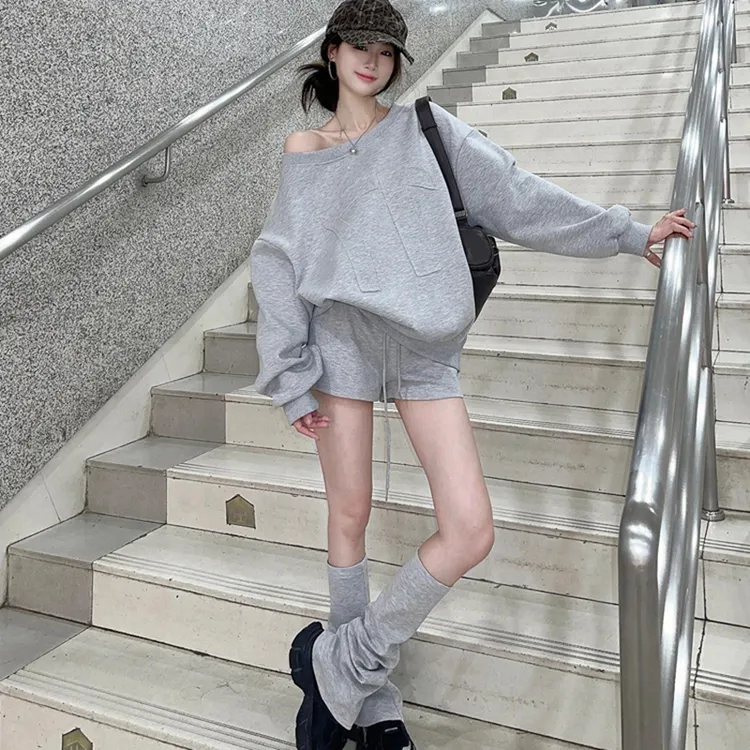 2025新款早秋季灰色宽松长袖套头卫衣搭配包臀短裤两件套女装韩版