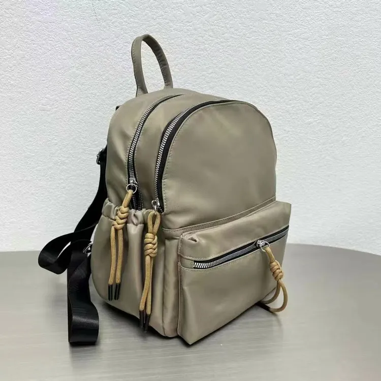 双肩包女士潮流百搭高品质休闲包韩版学生小书包旅游背包简约日系