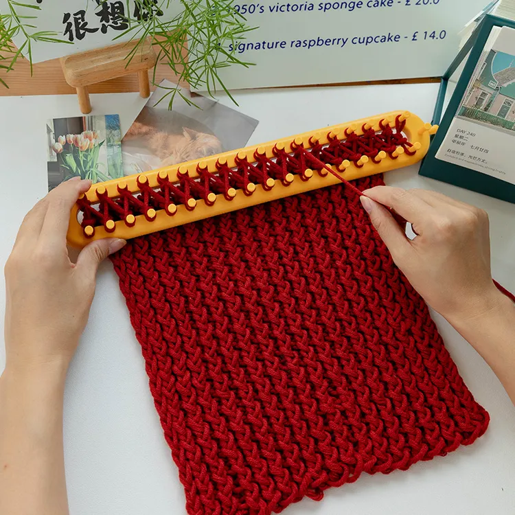 4团秋冬新品手工diy毛线编织器编织织围巾材料包情侣礼物送男友