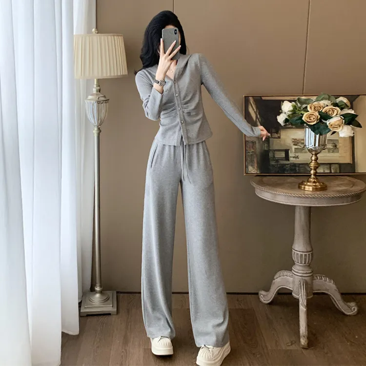 欧货时尚运动套装女秋季新款洋气褶皱开衫连帽卫衣阔腿裤两件套潮