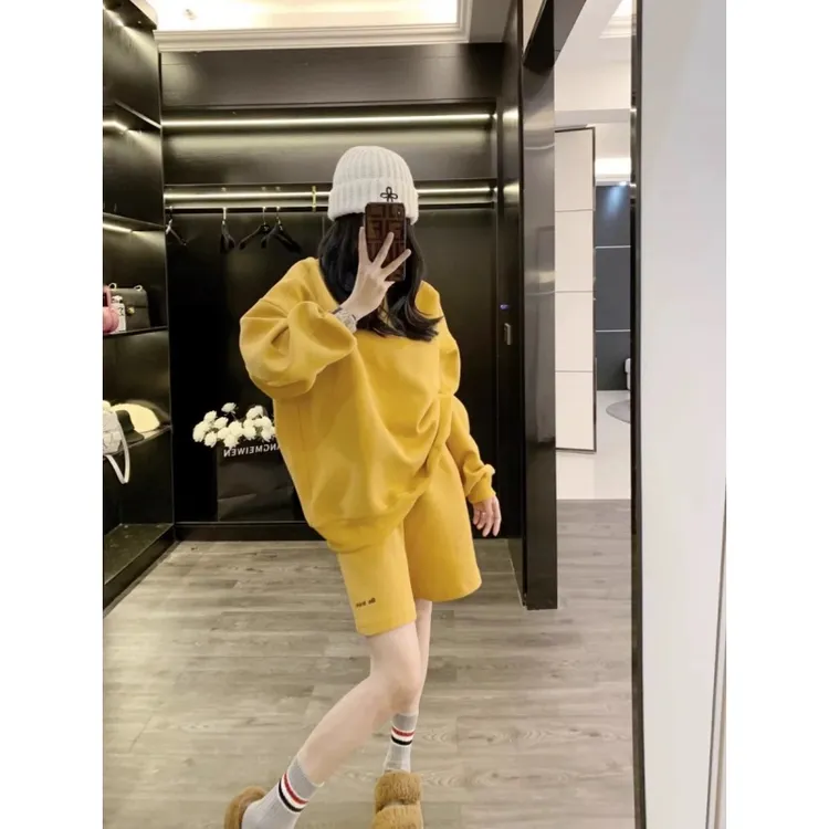 网红减龄洋气运动套装女小香风宽松高级感休闲时尚卫衣短裤两件套