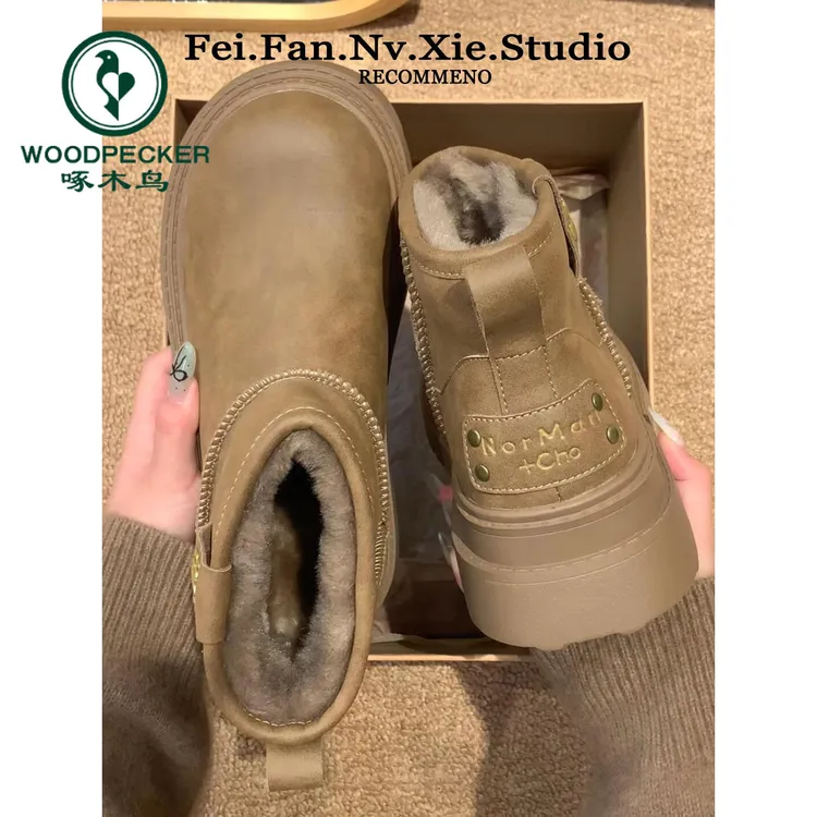 啄木鸟雪地靴女秋冬季新款防滑短靴复古厚底面包鞋加绒保暖棉靴子
