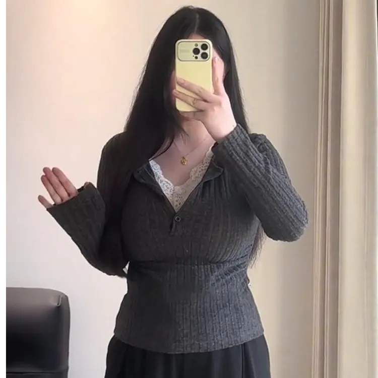 大码女装微胖mm蕾丝拼接V领打底衫2024秋冬显瘦设计感针织衫上衣